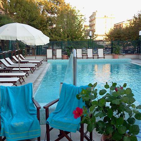 Hotel Gaby Rimini Exterior foto